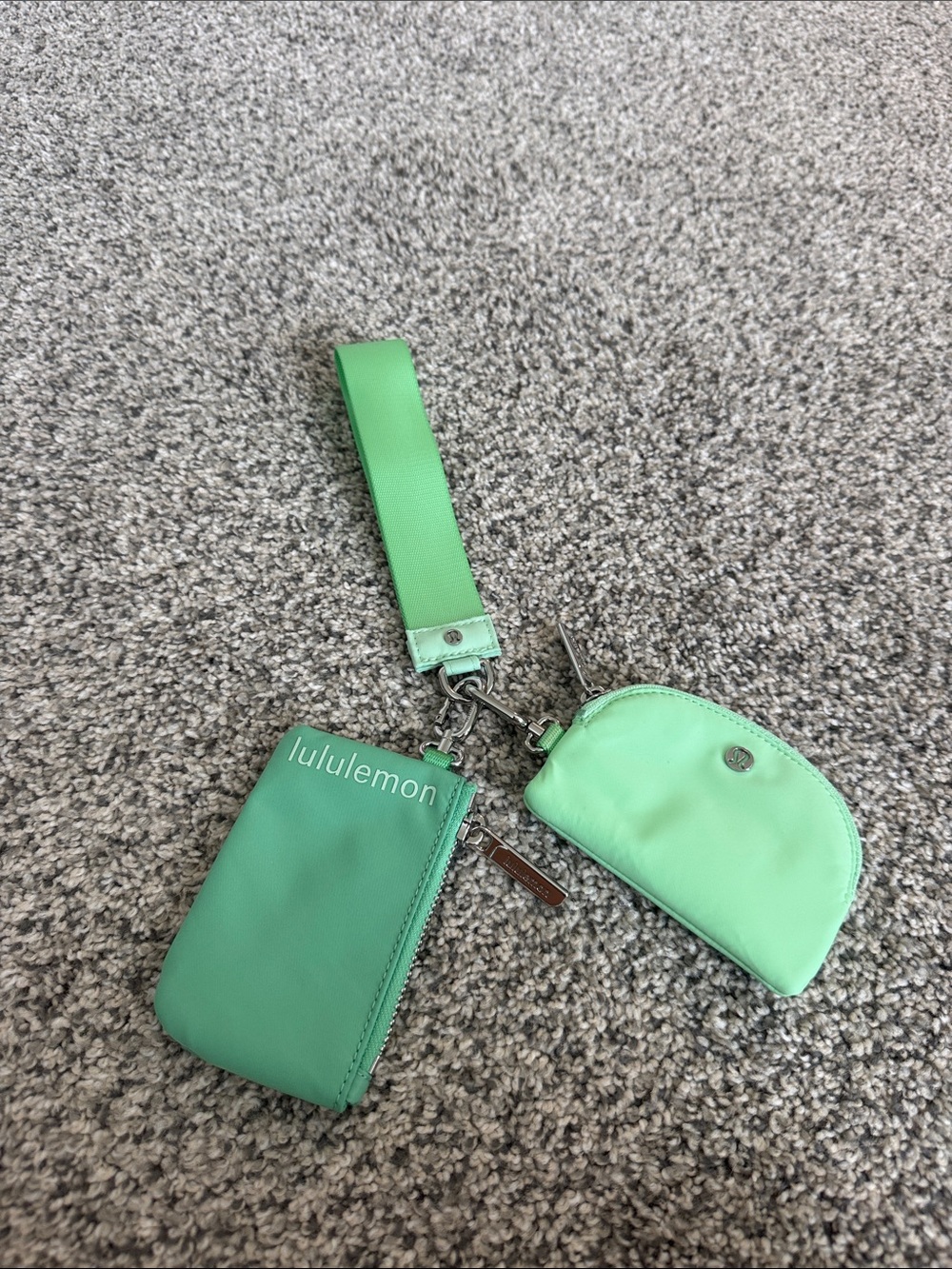 NWOT Lululemon Dual Pouch Wristlet
